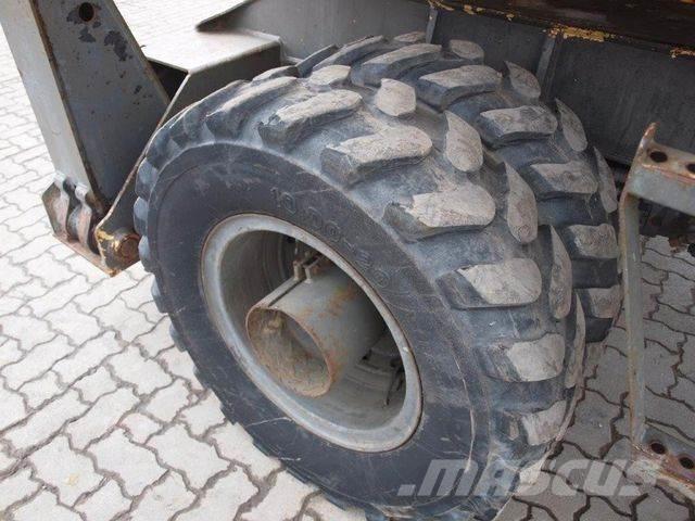 Sennebogen 613M 塔式起重機