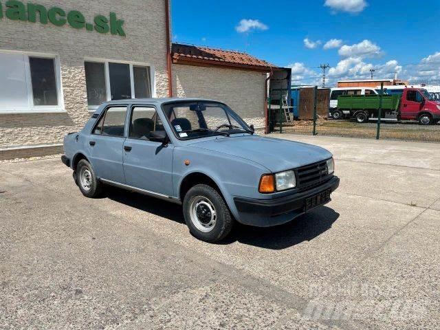Skoda 125L vin 334 汽車
