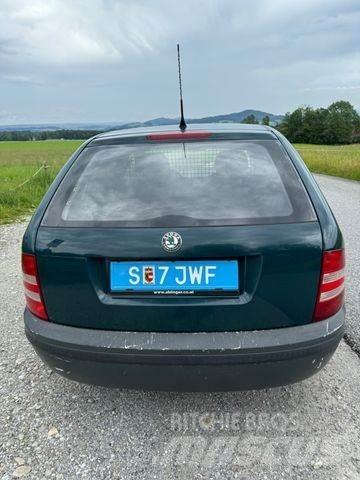 Skoda Fabia 廂式貨物運輸車
