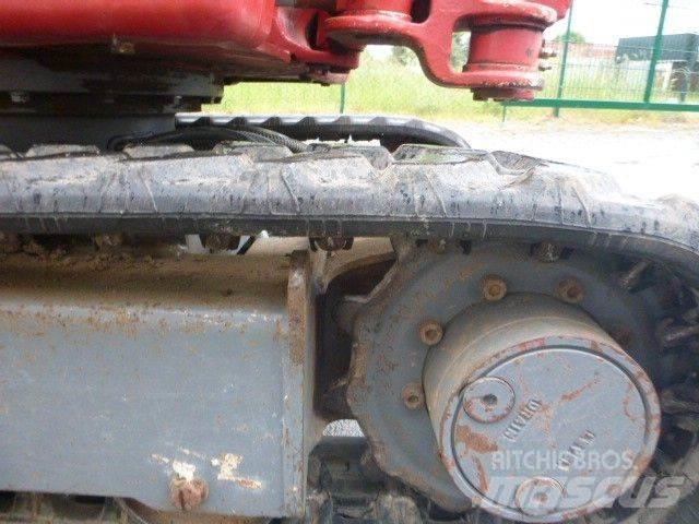 Takeuchi TB 210 R 小型挖土機/掘鑿機<7t(小型挖掘機)