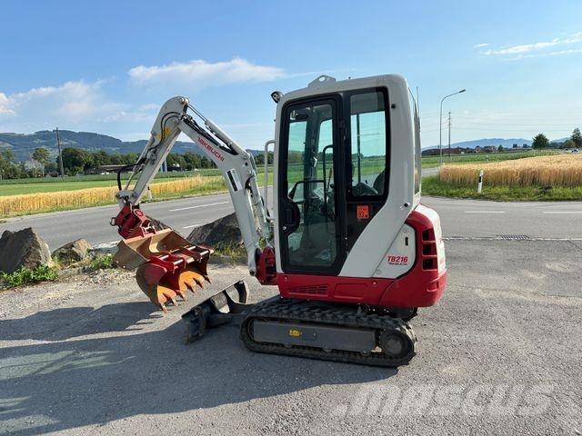 Takeuchi TB216 小型挖土機/掘鑿機<7t(小型挖掘機)