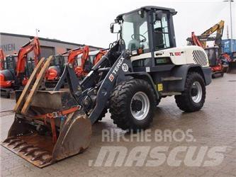 Terex TL100 輪胎式裝載機