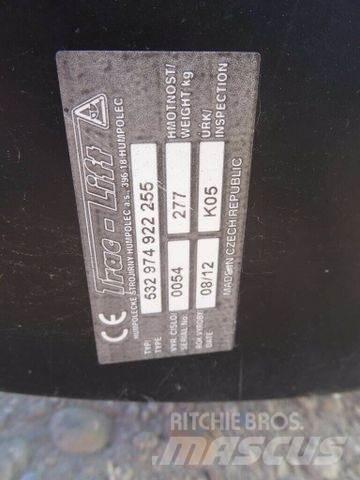  TRAC LIFT hay forks 其他牧草收穫設備