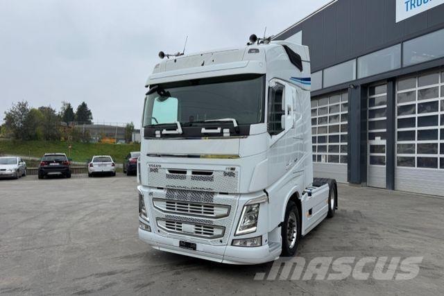 Volvo FH-500 4x2 曳引機組件