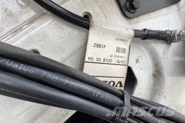 Volvo FH-500 4x2 曳引機組件