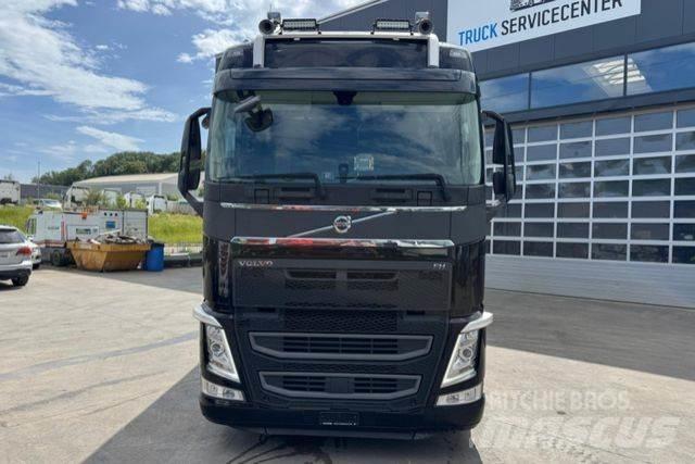 Volvo FH-540 6x2 篷布卡車