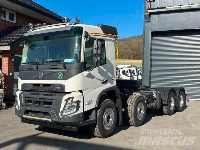 Volvo FMX 500 8x4 商用底盤車