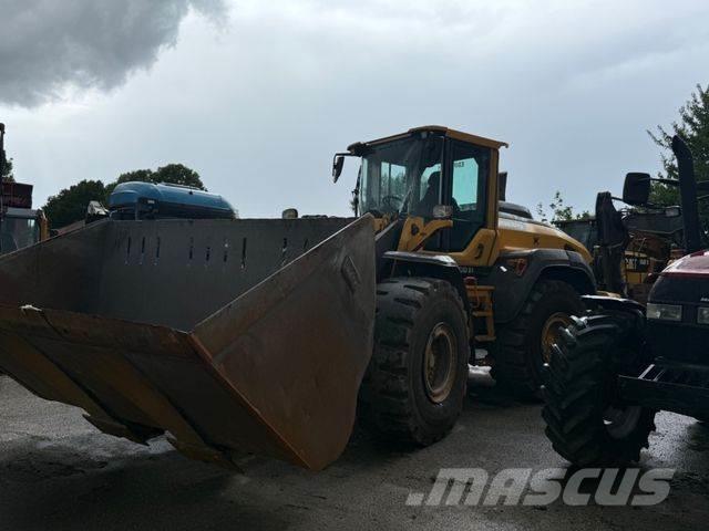 Volvo L 120 H 輪胎式裝載機