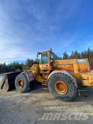 Volvo L180 輪胎式裝載機