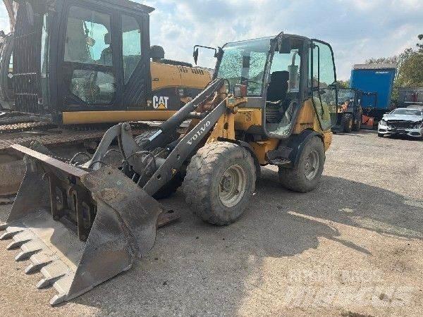 Volvo L25b 輪胎式裝載機