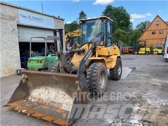Volvo L30 輪胎式裝載機