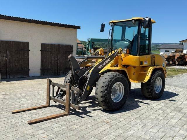 Volvo L30 B Z/X 輪胎式裝載機
