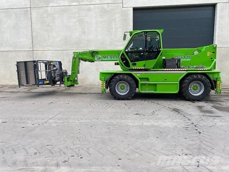 Merlo 45.21 伸縮臂操作車
