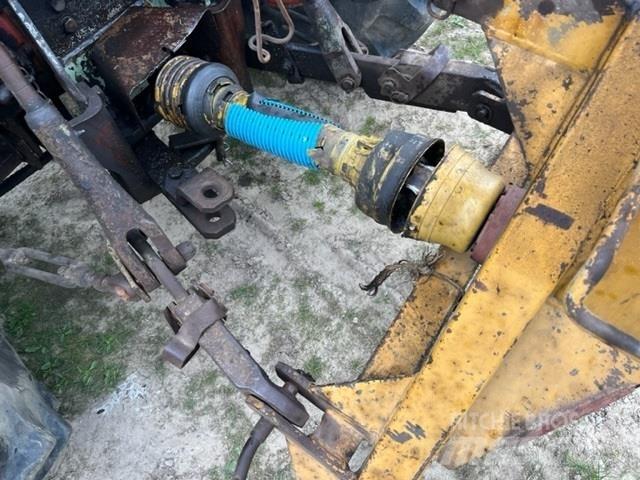  UM  6M 水肥車