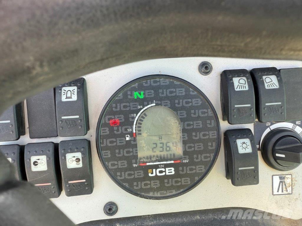 JCB  其他滾壓機