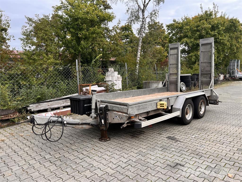 TT Tandemtieflader 低架裝載車