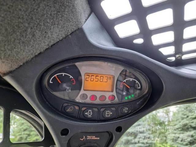 Bobcat T870 其他