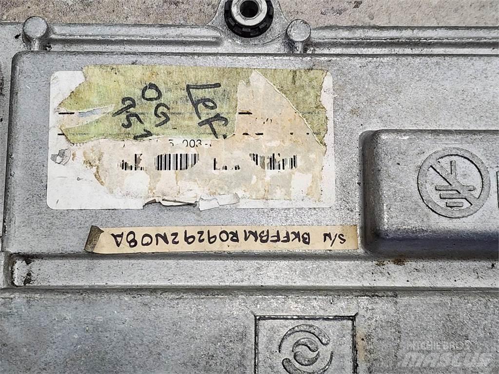 Allison  電子設備