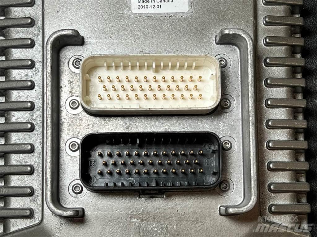Autocar  電子設備
