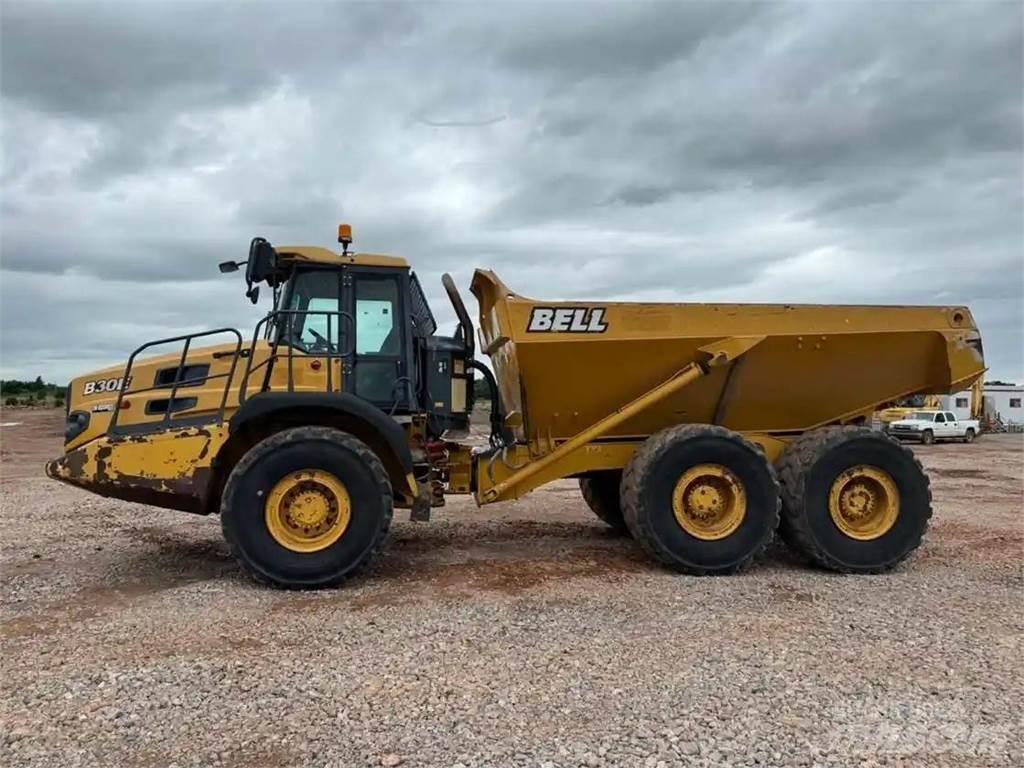 Bell B30E 鉸接式起吊車