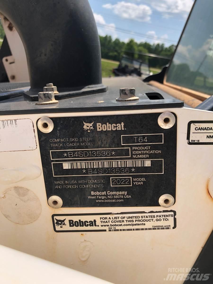 Bobcat T64 滑移轉向裝載機