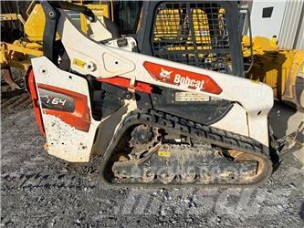 Bobcat T64 滑移轉向裝載機