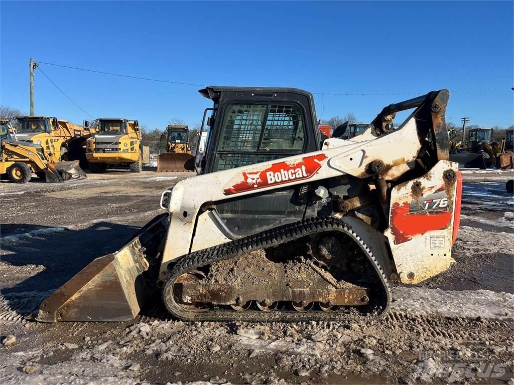 Bobcat T76 滑移轉向裝載機