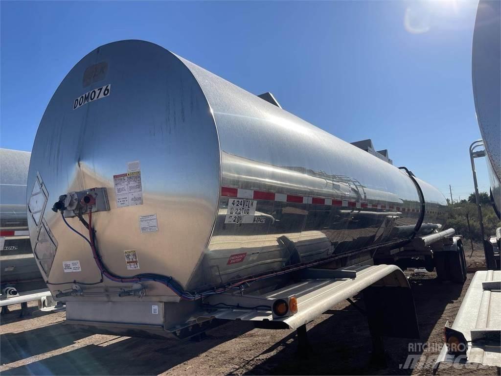 BULK 罐體拖車