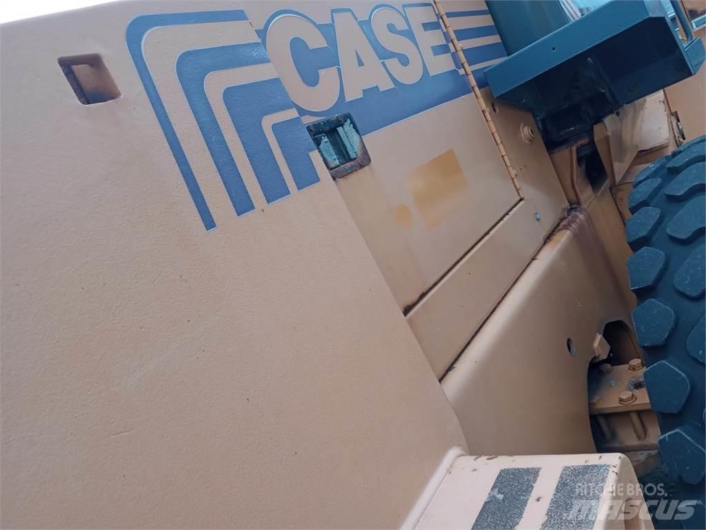 CASE 721C 輪胎式裝載機