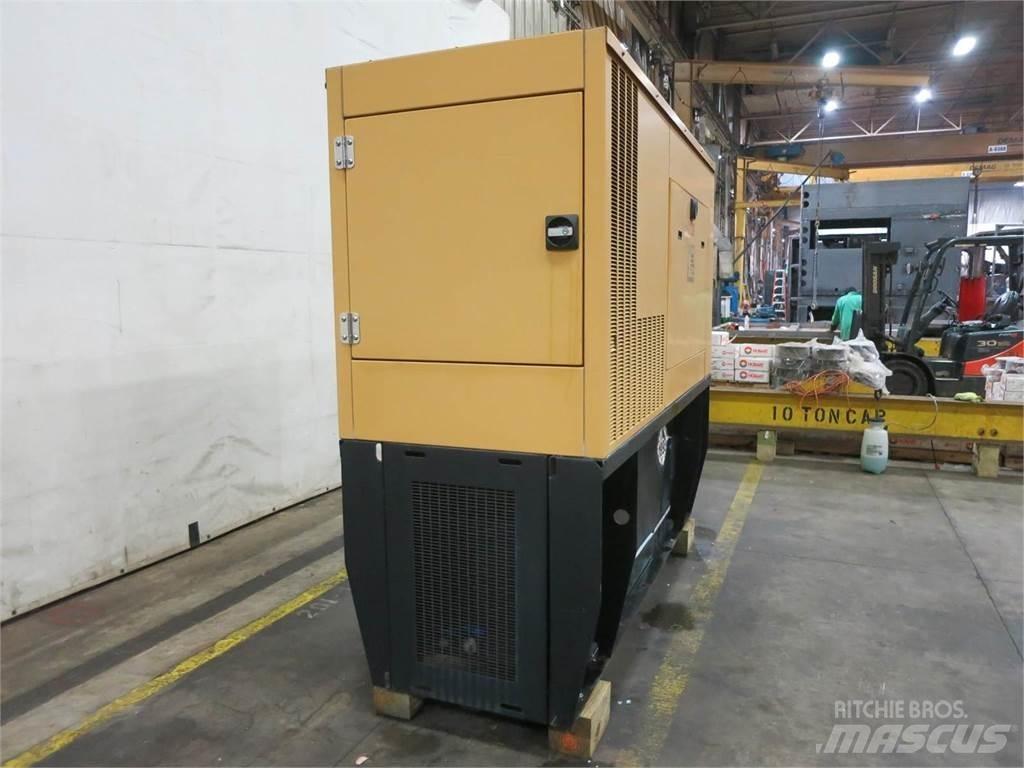 CAT 100 KW 柴油發電機