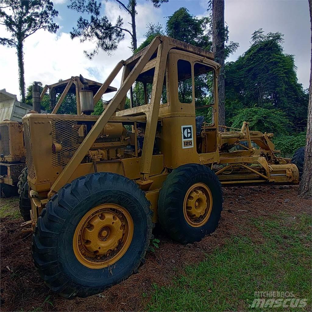 CAT 120 平土機