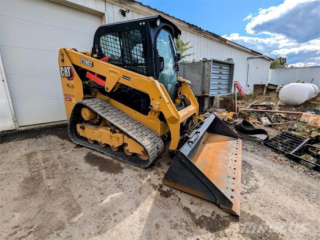 CAT 239D3 滑移轉向裝載機