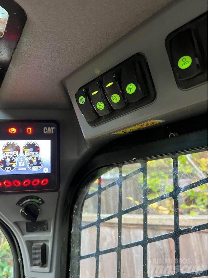 CAT 259D 滑移轉向裝載機