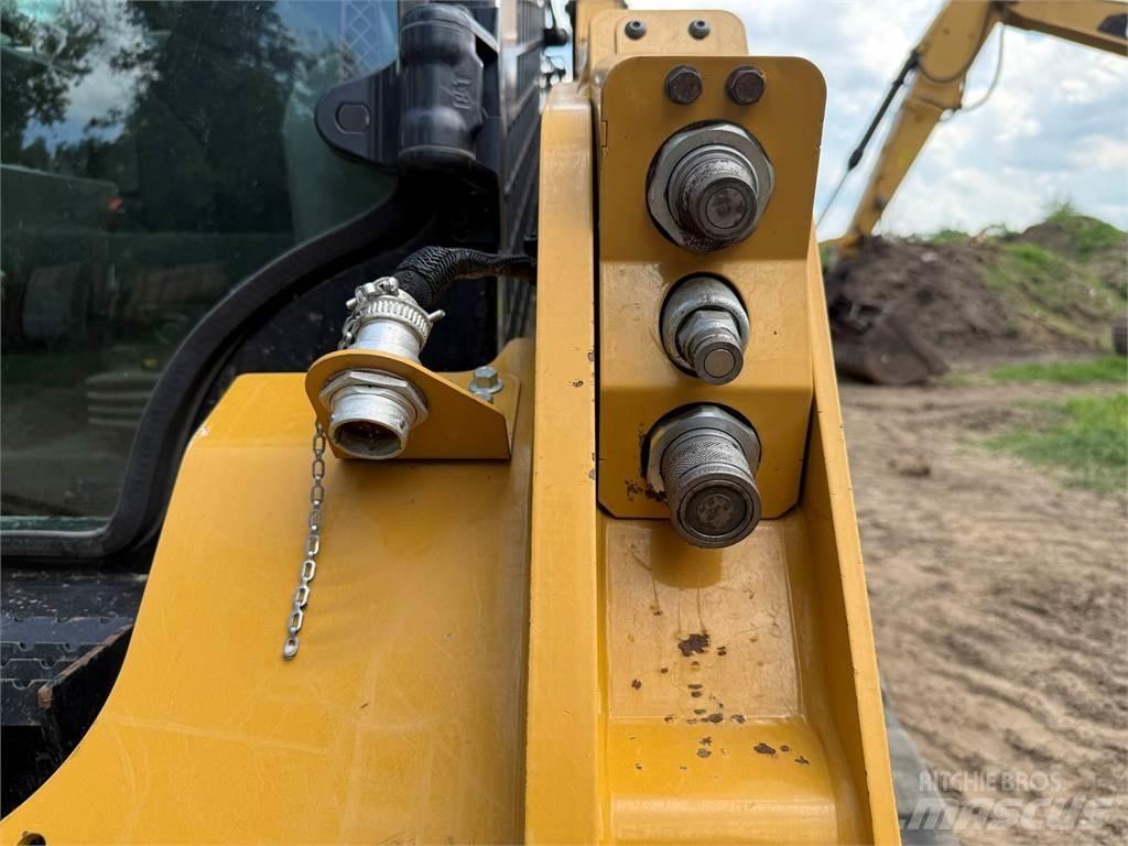 CAT 259D 滑移轉向裝載機