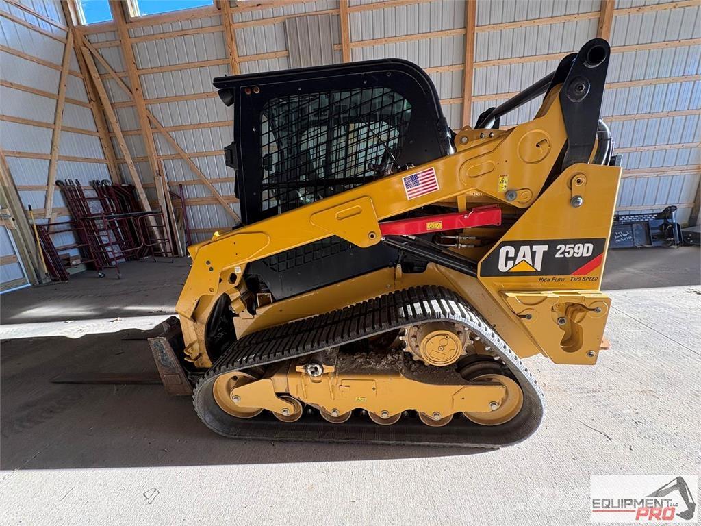 CAT 259D 滑移轉向裝載機