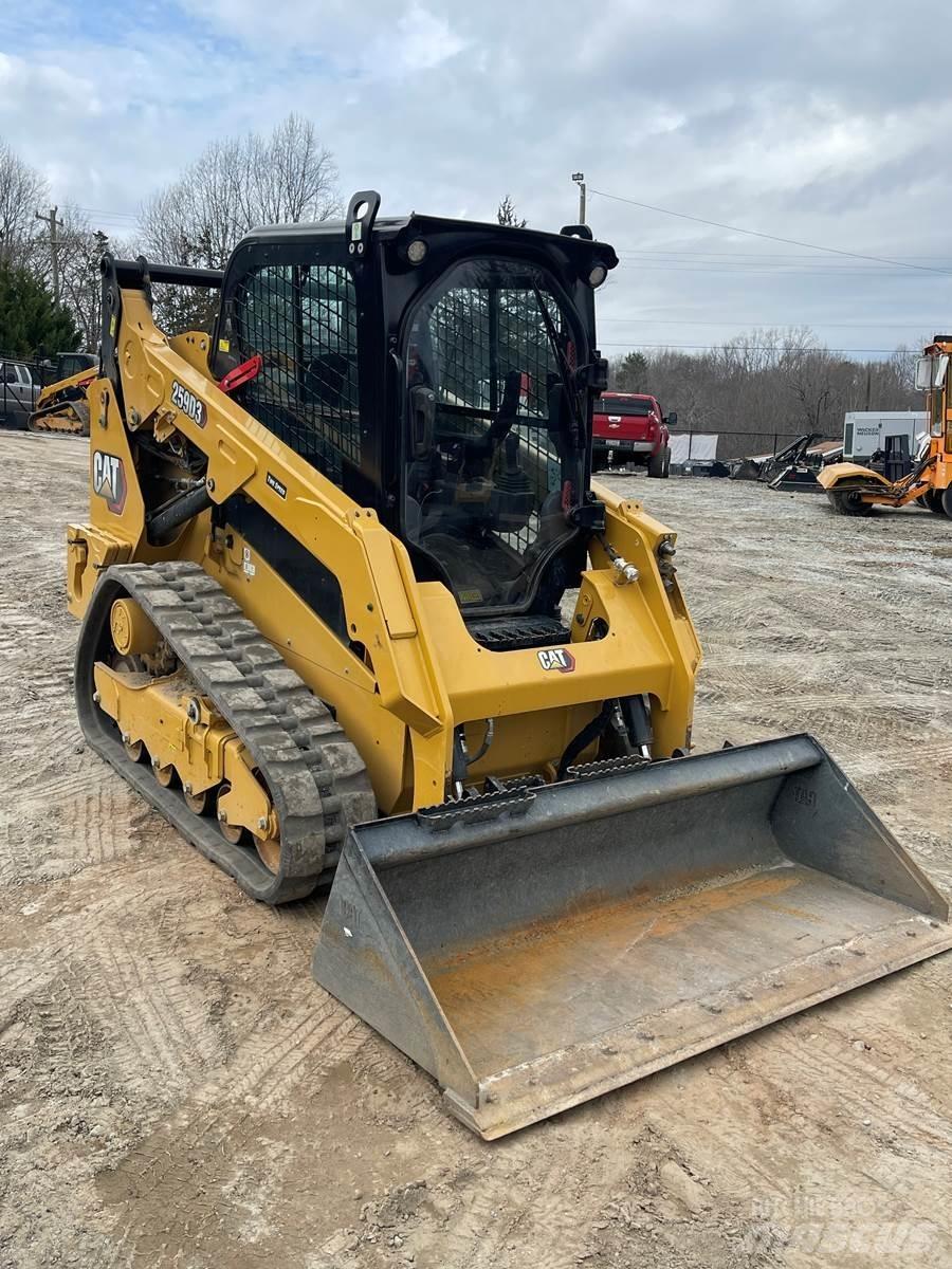 CAT 259D3 滑移轉向裝載機