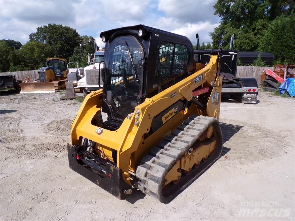 CAT 259D3 滑移轉向裝載機