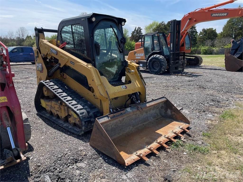CAT 259D3 滑移轉向裝載機