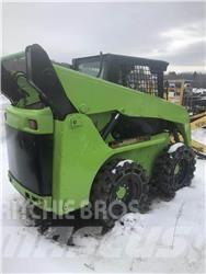 CAT 262 滑移轉向裝載機