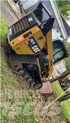 CAT 287D 滑移轉向裝載機