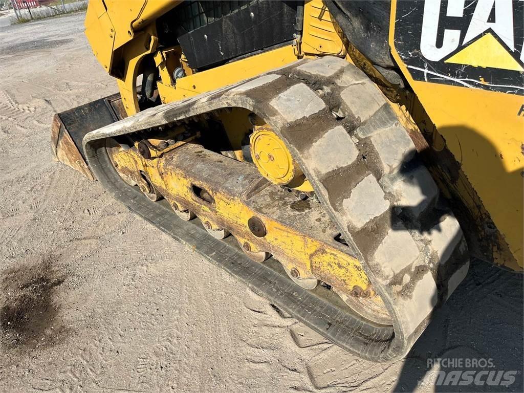 CAT 299D 滑移轉向裝載機