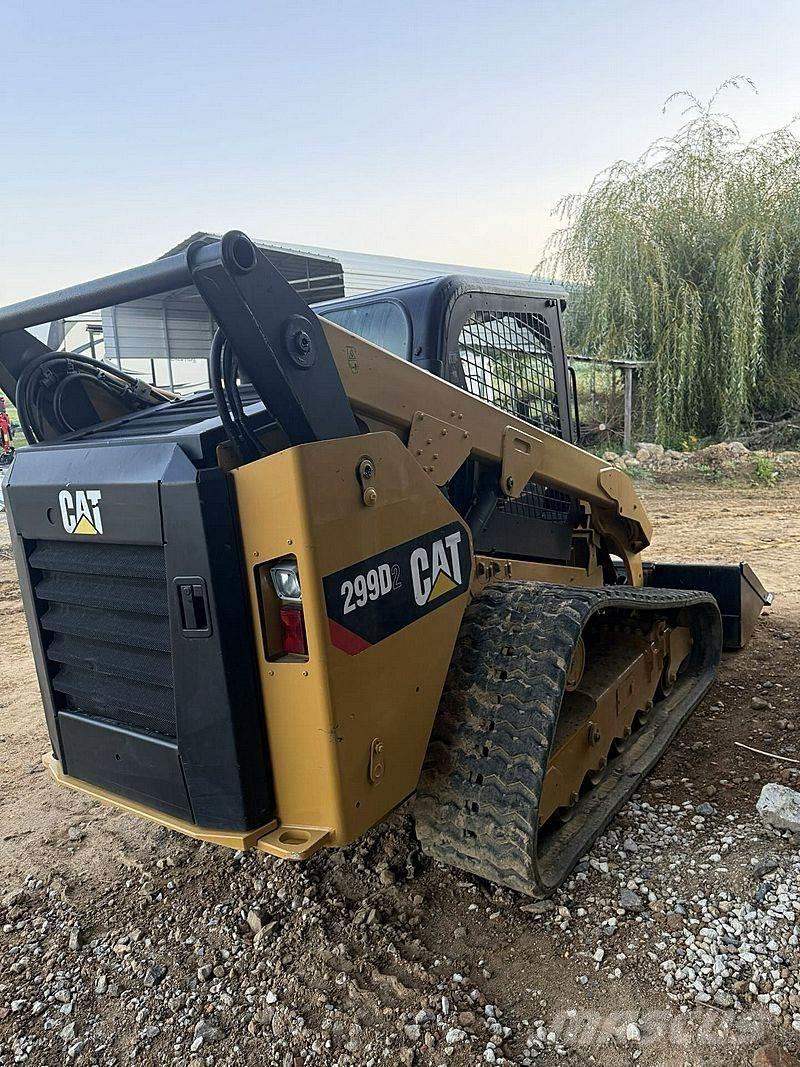 CAT 299D 滑移轉向裝載機