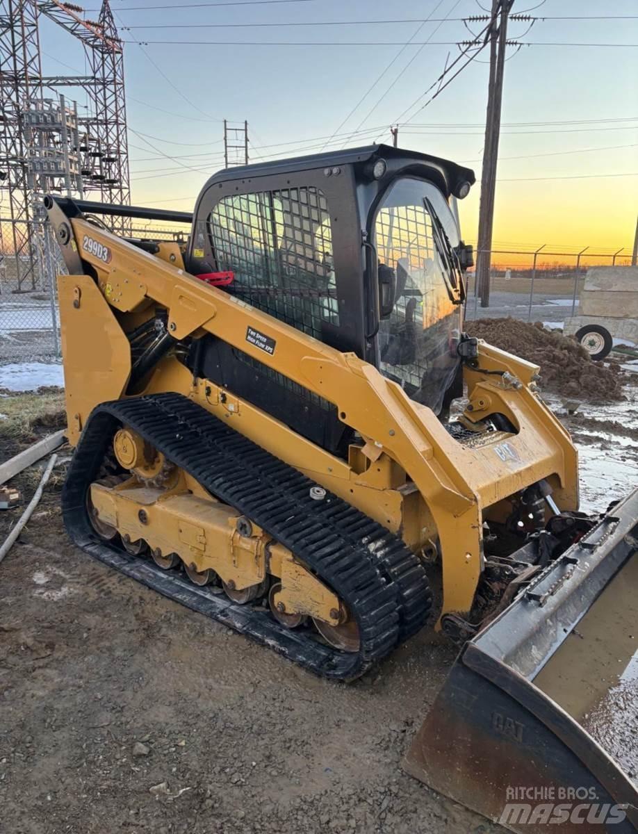 CAT 299D3 滑移轉向裝載機