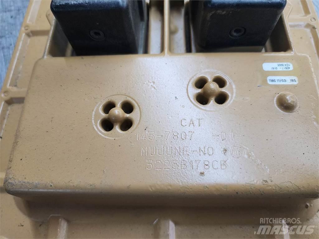 CAT 3126 電子設備