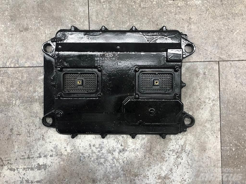 CAT 3126 電子設備