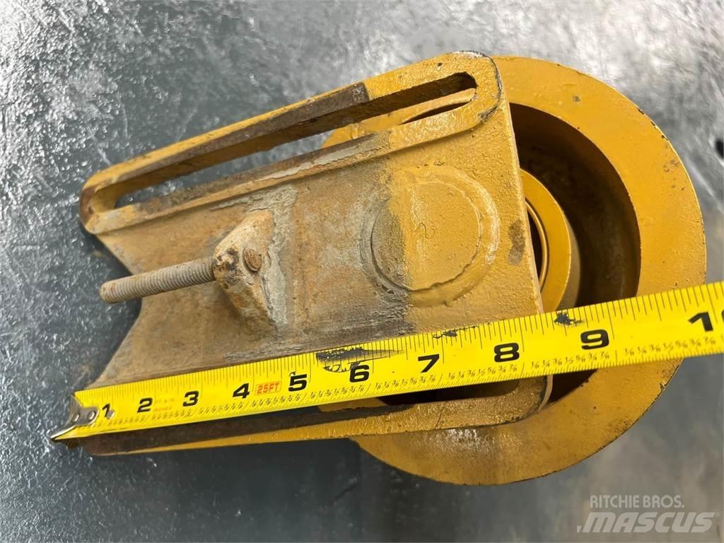 CAT 3208 其他組件