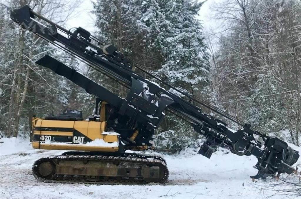 CAT 320L 除枝機