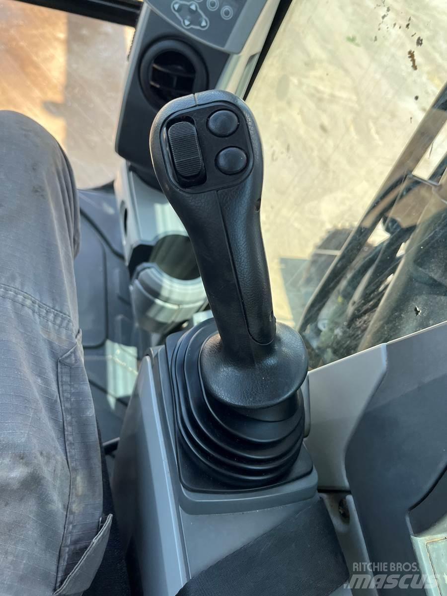 CAT 325FL 履帶式 挖土機/掘鑿機/挖掘機