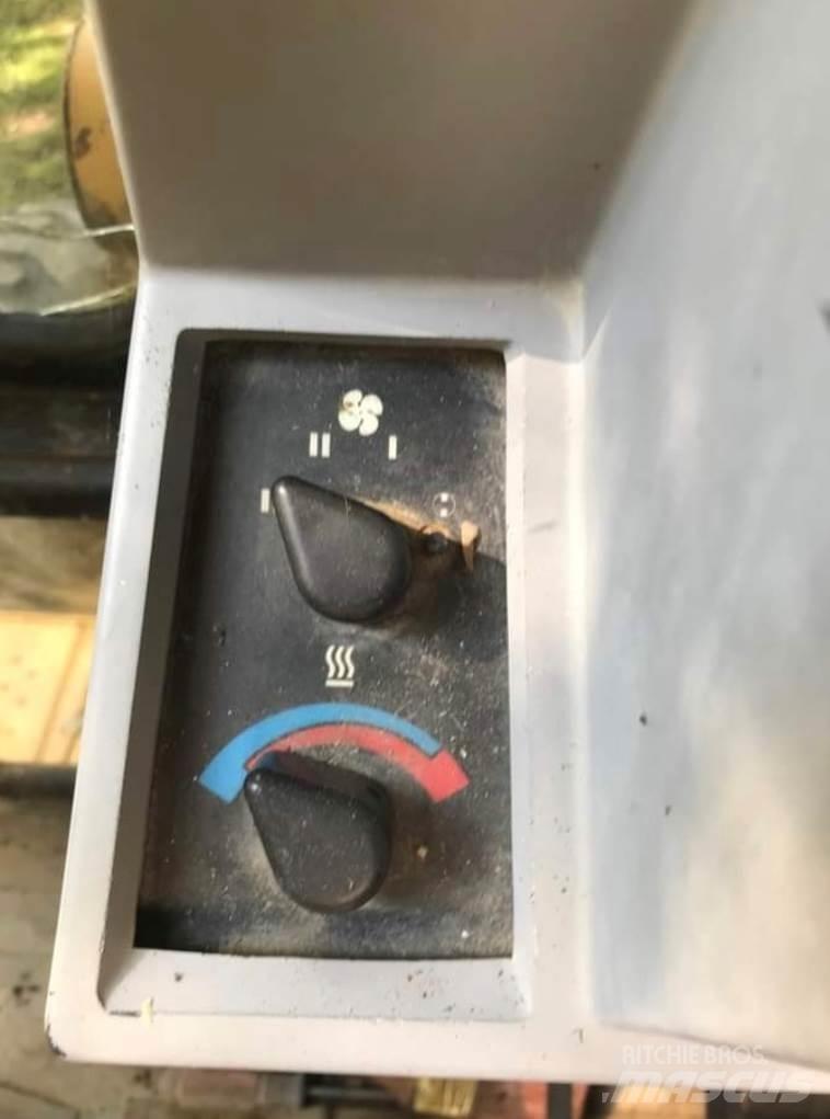 CAT 416B 反鏟裝載機