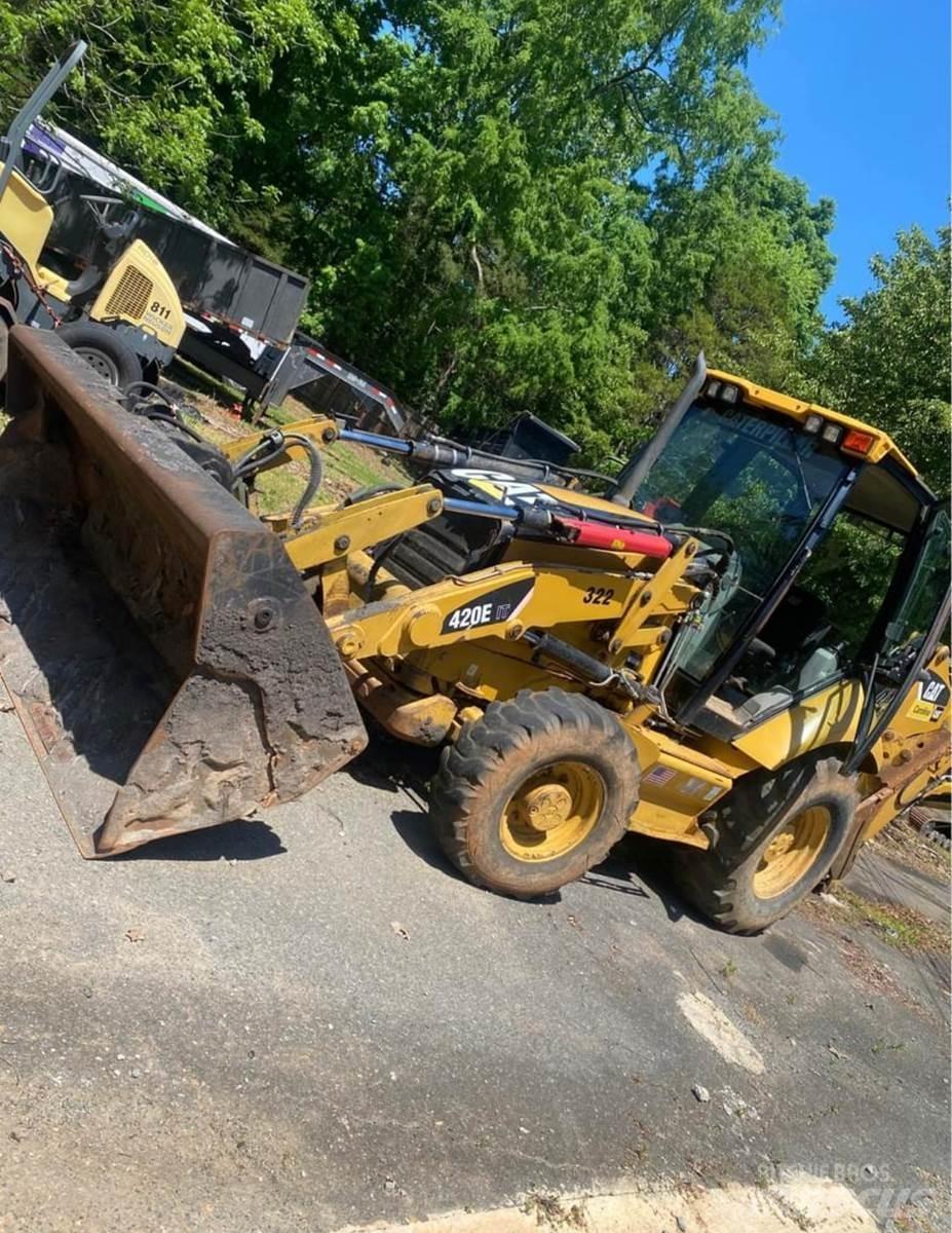 CAT 420E 反鏟裝載機